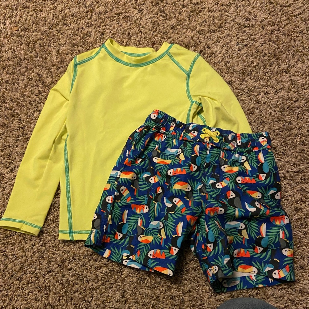5T Rash Guard and Trunk Set